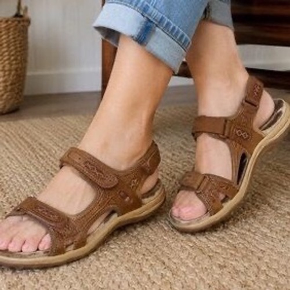 Earth Spirit Gelron Size 9 Comfort Sandal Gorpcore Granola Hiking Walking Travel